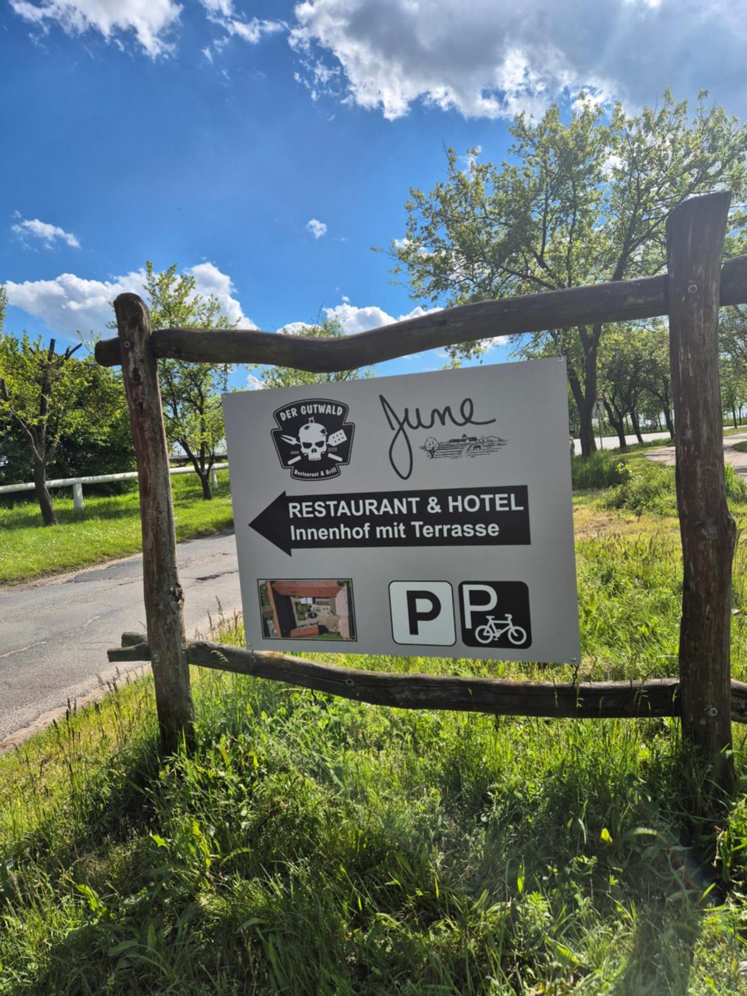 Project June - Ehemals Landgasthof Jueterbog Zewnętrze zdjęcie