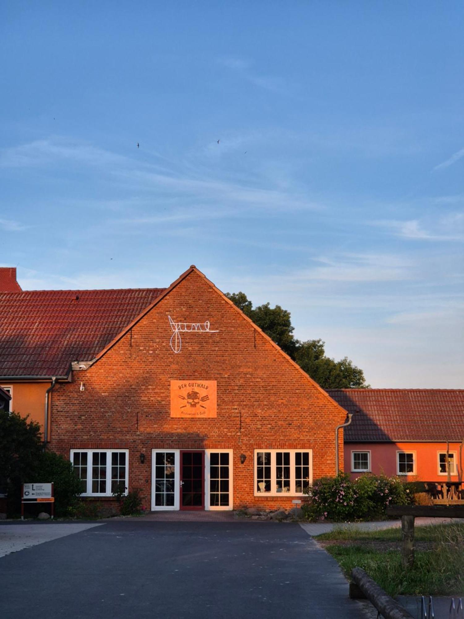 Project June - Ehemals Landgasthof Jueterbog Zewnętrze zdjęcie